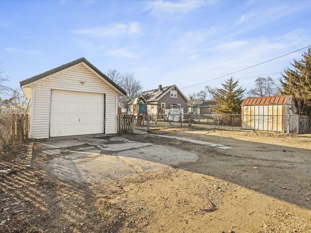 2710 Kinsey Street, Rockford, IL 61109