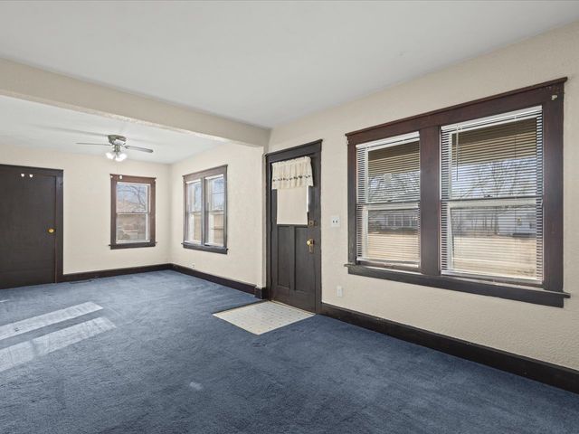 2710 Kinsey Street, Rockford, IL 61109