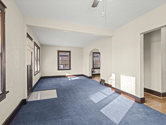 2710 Kinsey Street, Rockford, IL 61109