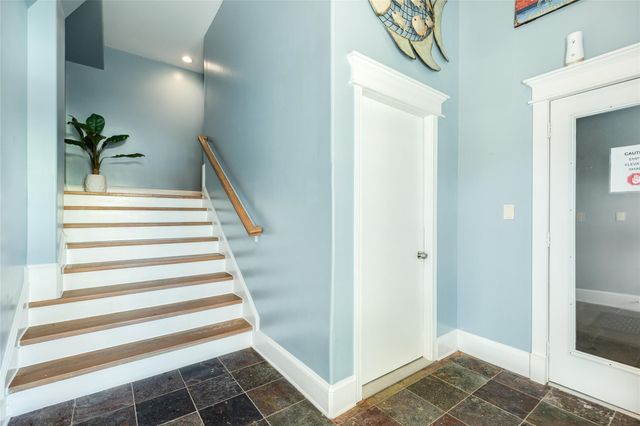8407 Teichman Road, Galveston, TX 77554