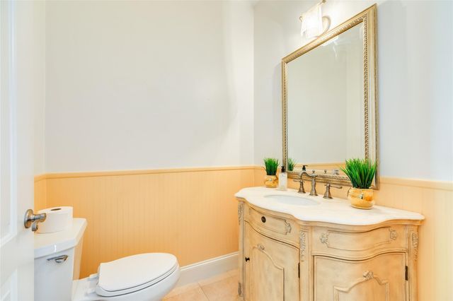 8407 Teichman Road, Galveston, TX 77554
