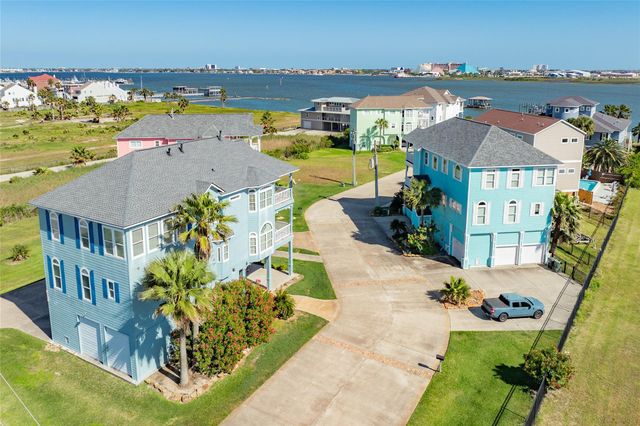 8407 Teichman Road, Galveston, TX 77554