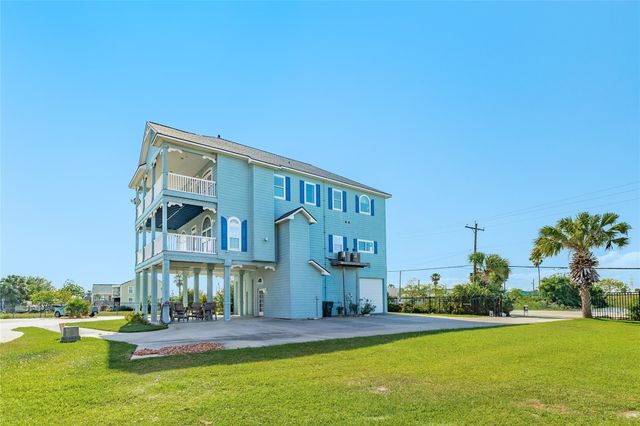 8407 Teichman Road, Galveston, TX 77554
