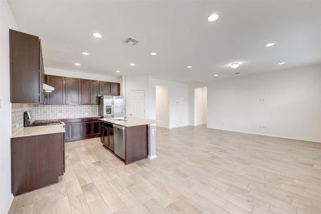 307 Simmental LOOP, Hutto, TX 78634