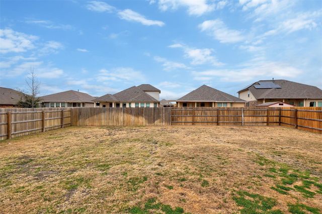 307 Simmental LOOP, Hutto, TX 78634
