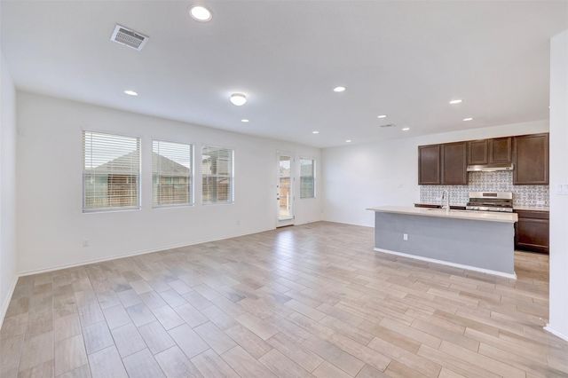 307 Simmental LOOP, Hutto, TX 78634