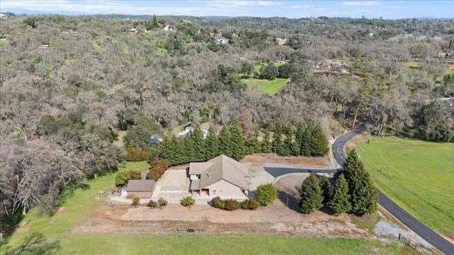 5417 Rolling Rock Rd, Placerville, CA 95667