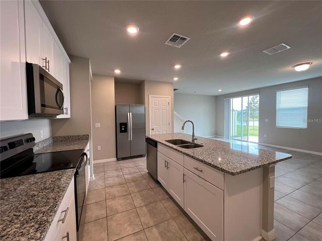996 ROBIN HOLLY STREET, Ocoee, FL 34761