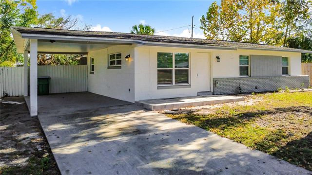 111 N FAIRFAX AVENUE, Winter Springs, FL 32708