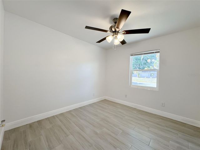 111 N FAIRFAX AVENUE, Winter Springs, FL 32708