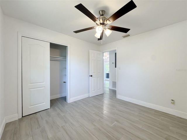 111 N FAIRFAX AVENUE, Winter Springs, FL 32708