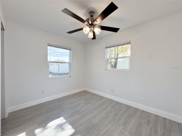 111 N FAIRFAX AVENUE, Winter Springs, FL 32708