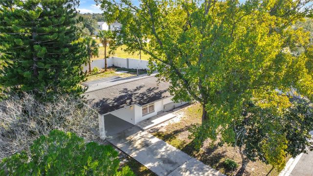 111 N FAIRFAX AVENUE, Winter Springs, FL 32708