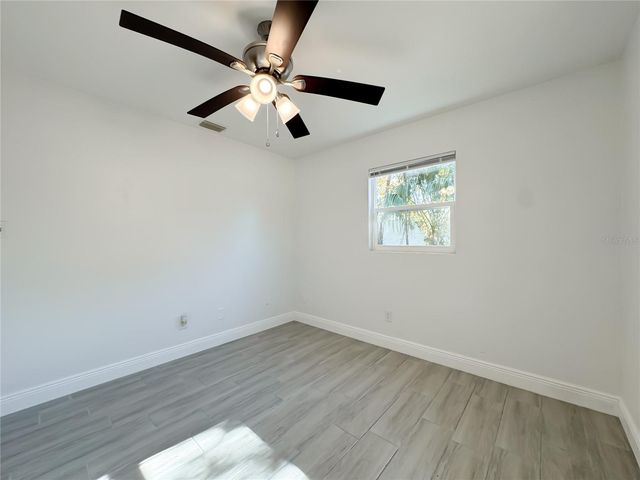 111 N FAIRFAX AVENUE, Winter Springs, FL 32708