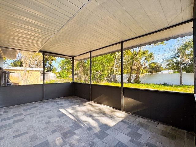 111 N FAIRFAX AVENUE, Winter Springs, FL 32708