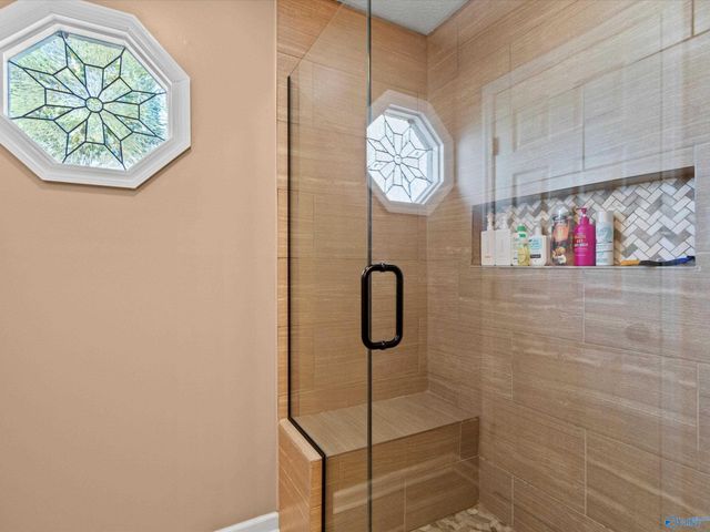 186 Bluff Drive, Rogersville, AL 35652