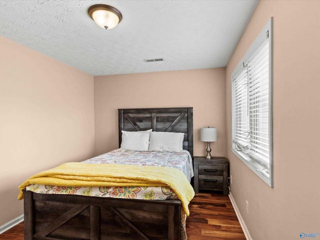 186 Bluff Drive, Rogersville, AL 35652