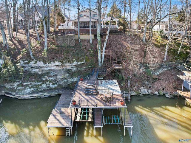 186 Bluff Drive, Rogersville, AL 35652