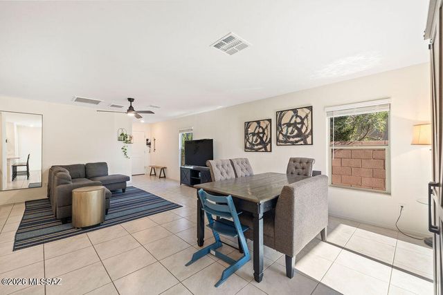 6373 S Ambarella Drive, Tucson, AZ 85756