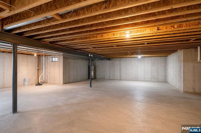 206 Van Buren Drive, Paramus, NJ 07652