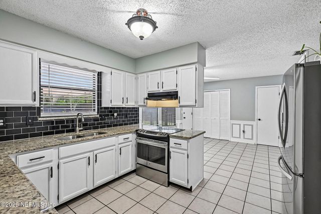 2459 CHARWOOD Court, Orange Park, FL 32065