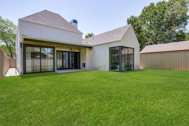 9027 Daytonia Avenue, Dallas, TX 75218