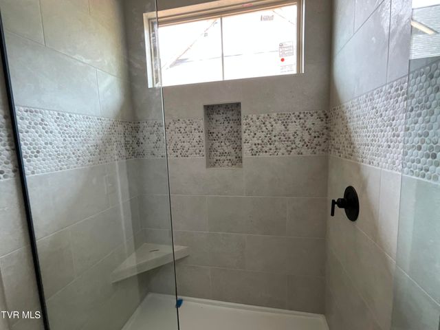626 Cherry Marie Drive, Jonesborough, TN 37659