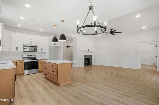 626 Cherry Marie Drive, Jonesborough, TN 37659