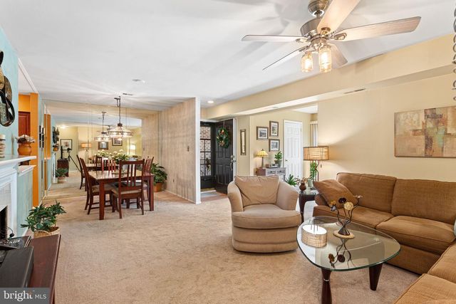 84-B W BLUEBELL LN, Mount Laurel, NJ 08054