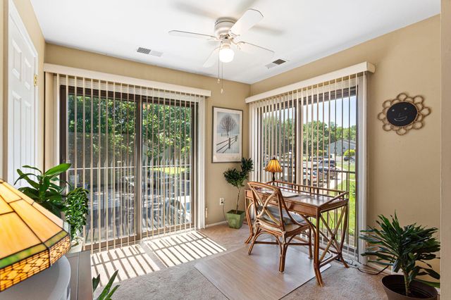 84-B W BLUEBELL LN, Mount Laurel, NJ 08054