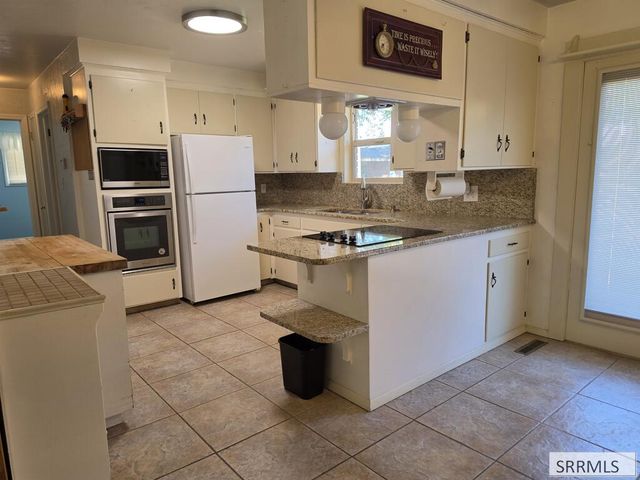 286 Pinon Drive, Idaho Falls, ID 83401