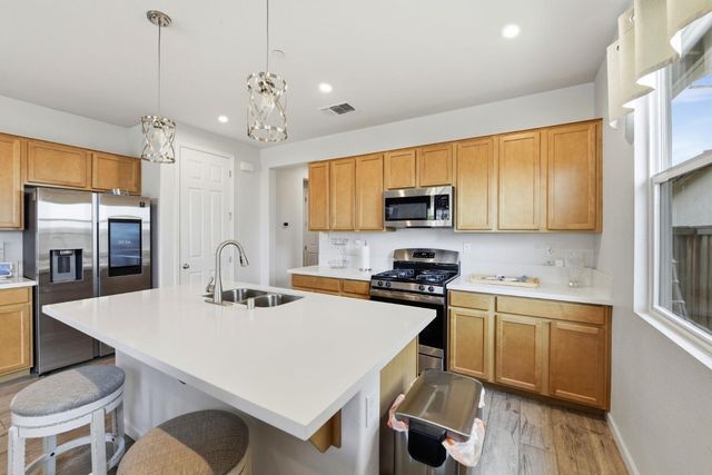 4842 Rockrose Dr, Folsom, CA 95630