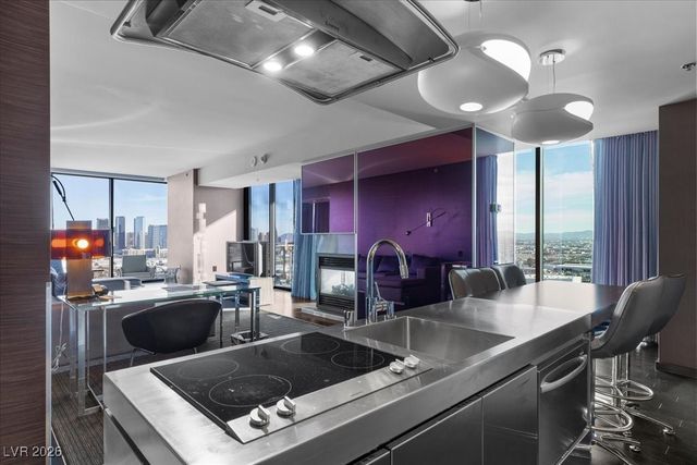 4381 West Flamingo Road 21322, Las Vegas, NV 89103