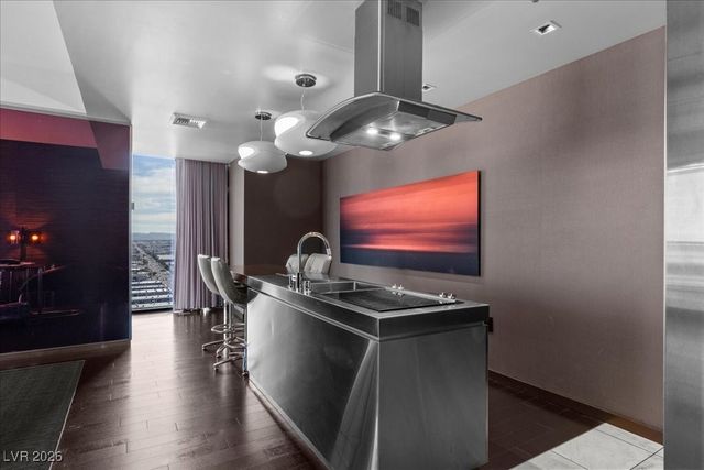 4381 West Flamingo Road 21322, Las Vegas, NV 89103