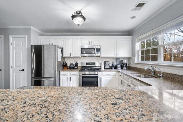 42 Springfield Road, North Brunswick, NJ 08902