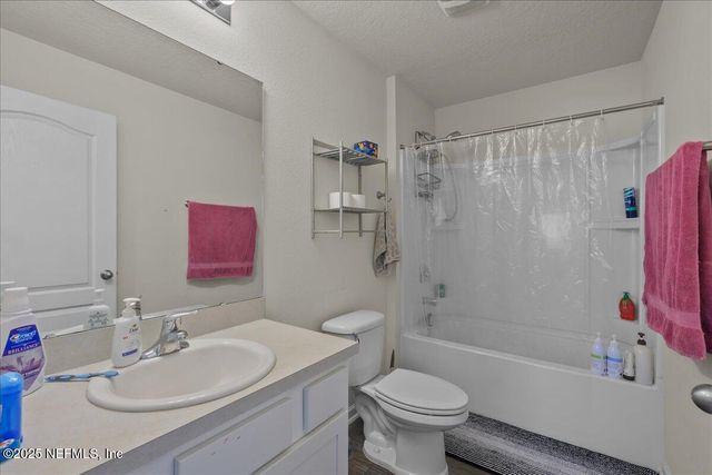 2323 FALLING STAR Lane, Green Cove Springs, FL 32043