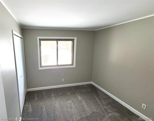 1051 N Lake George Road, Attica, MI 48412