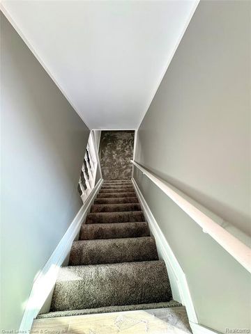 1051 N Lake George Road, Attica, MI 48412