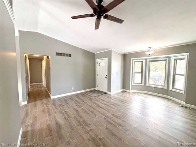 1051 N Lake George Road, Attica, MI 48412