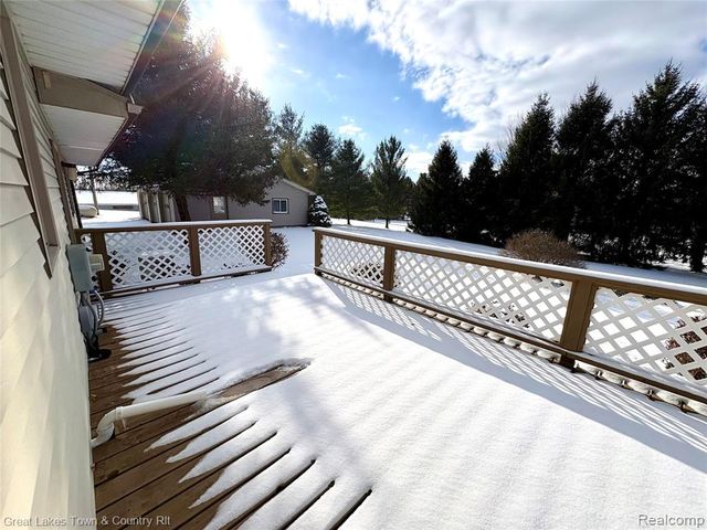 1051 N Lake George Road, Attica, MI 48412