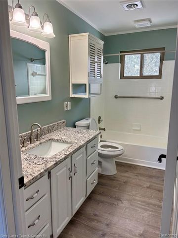 1051 N Lake George Road, Attica, MI 48412