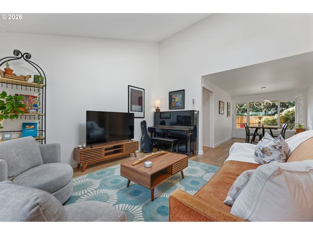 8705 Sw 75TH Ave, Portland, OR 97223