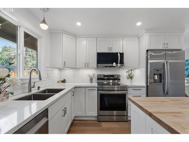 8705 Sw 75TH Ave, Portland, OR 97223