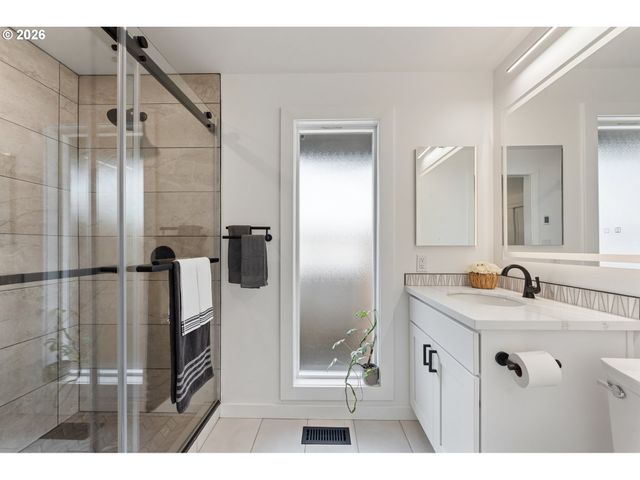 8705 Sw 75TH Ave, Portland, OR 97223