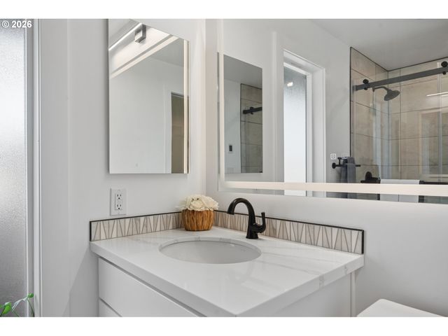 8705 Sw 75TH Ave, Portland, OR 97223