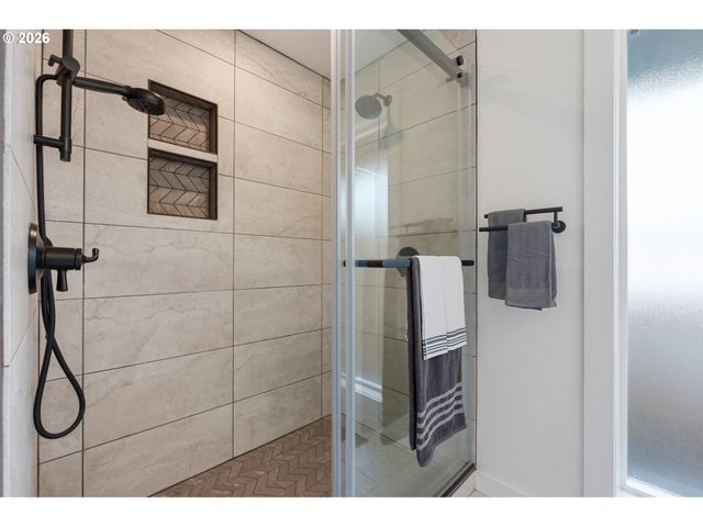 8705 Sw 75TH Ave, Portland, OR 97223