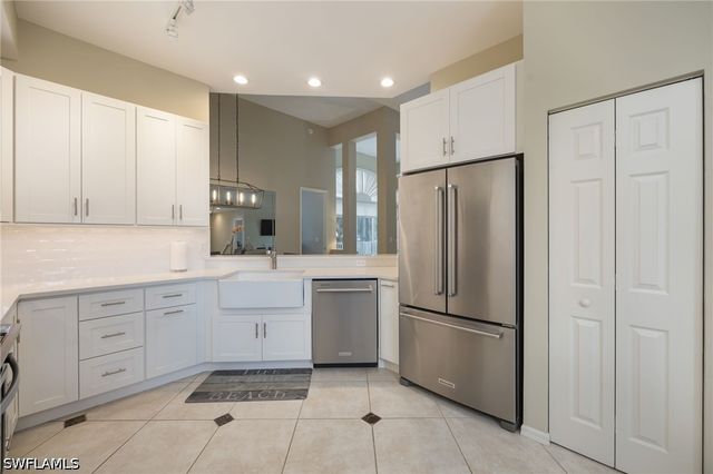 1505 Clermont DR B202, Naples, FL 34109