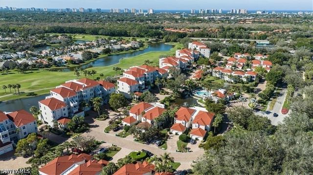 1505 Clermont DR B202, Naples, FL 34109