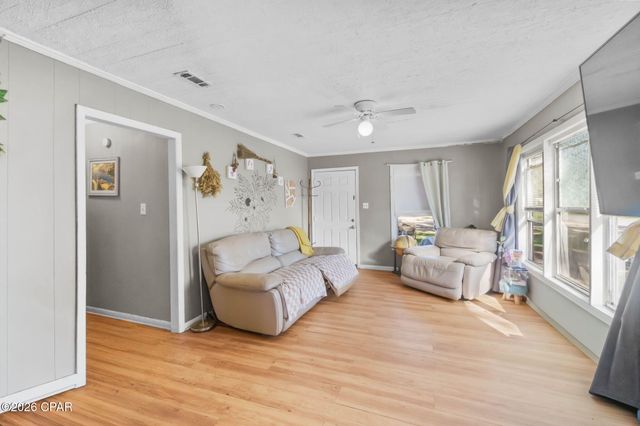 1222 Campbellton Avenue, Chipley, FL 32428