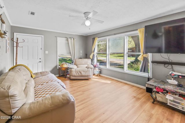 1222 Campbellton Avenue, Chipley, FL 32428